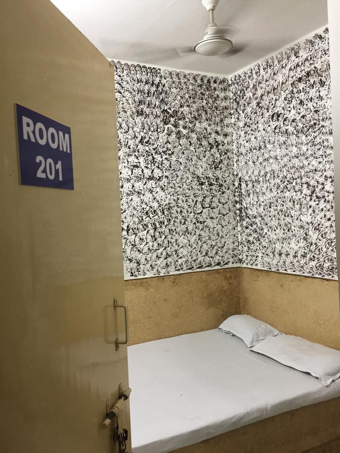Karam Durga Guest House New Delhi Bagian luar foto
